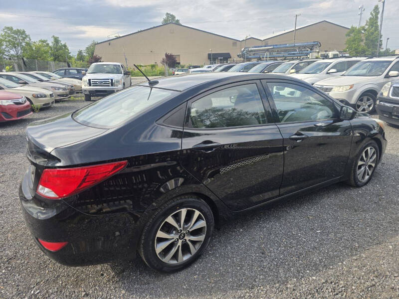2016 Hyundai Accent SE