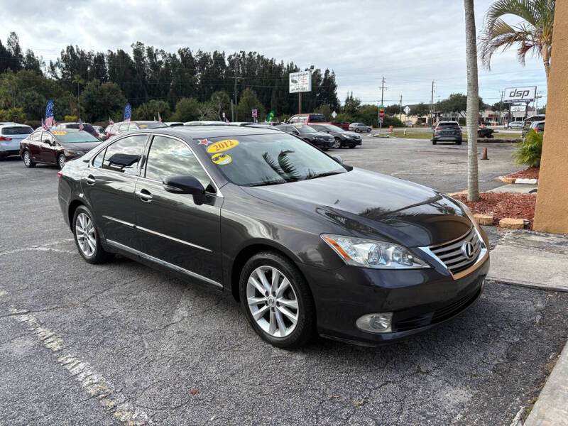 2012 Lexus ES 350 photo 12