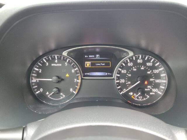 2020 Nissan Pathfinder S