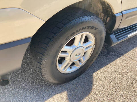 2004 Ford Expedition XLT NBX