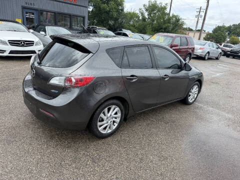 2012 Mazda MAZDA3 i Grand Touring