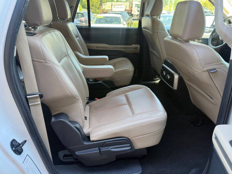 2024 Ford Expedition MAX XLT
