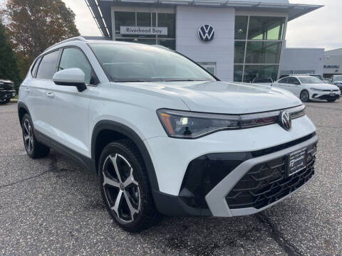 2025 Volkswagen Taos SEL 4Motion