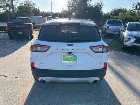 2021 Ford Escape SE