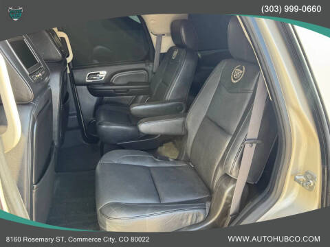 2013 Cadillac Escalade Platinum Edition