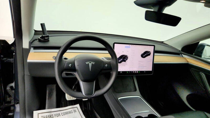 2023 Tesla Model Y Performance