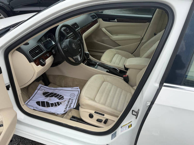 2013 Volkswagen Passat TDI SEL Premium