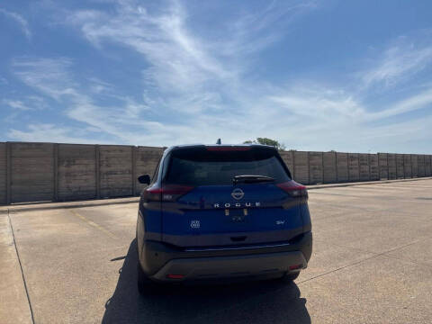2022 Nissan Rogue SV