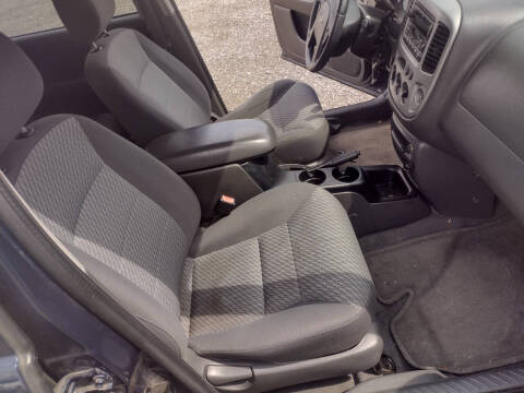 2004 Ford Escape XLT