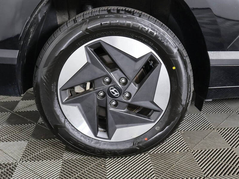 2024 Hyundai Kona Electric SEL