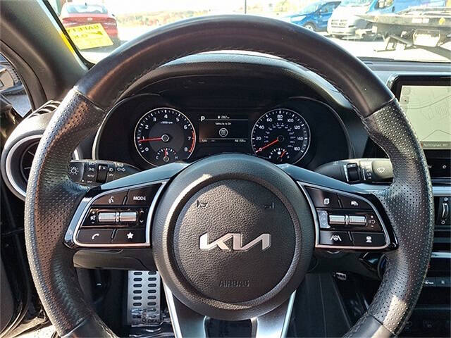 2023 Kia Forte GT-Line