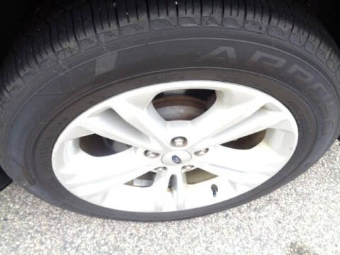 2017 Ford Taurus SEL