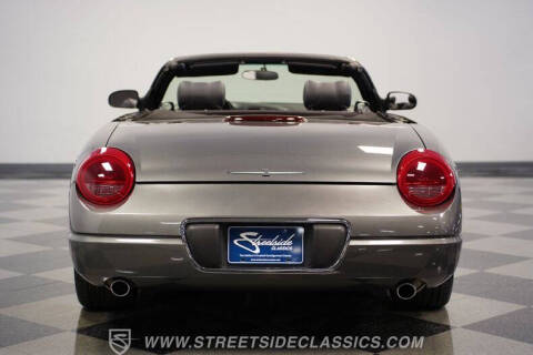 2003 Ford Thunderbird