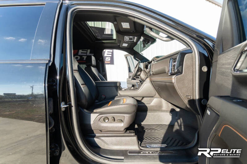 2024 GMC Sierra 2500HD AT4