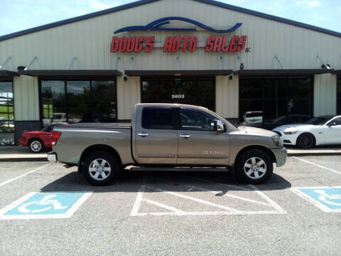2007 Nissan Titan for sale at DOUG'S AUTO SALES INC in Pleasant View TN