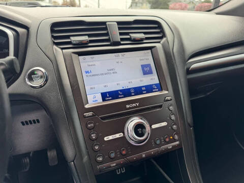 2020 Ford Fusion Titanium