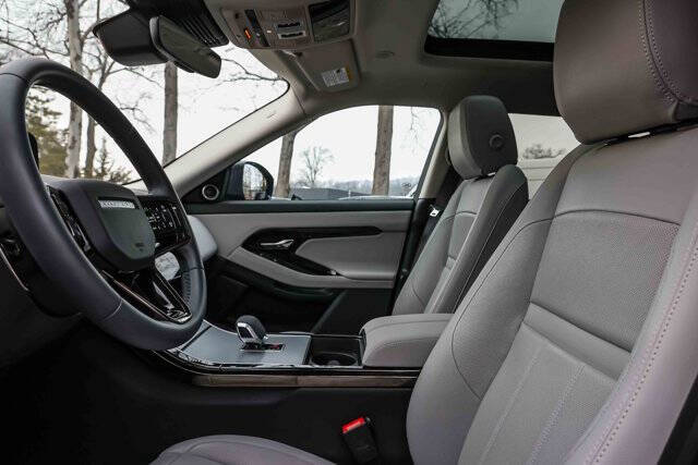 2024 Land Rover Range Rover Evoque P250 S