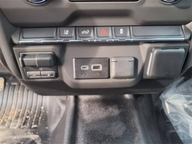 2025 Chevrolet Silverado 3500HD