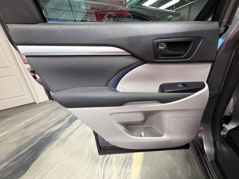 2015 Toyota Highlander