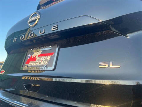 2025 Nissan Rogue SL