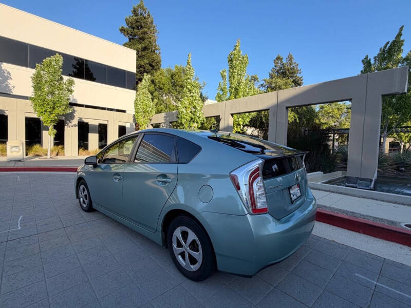 2015 Toyota Prius Three