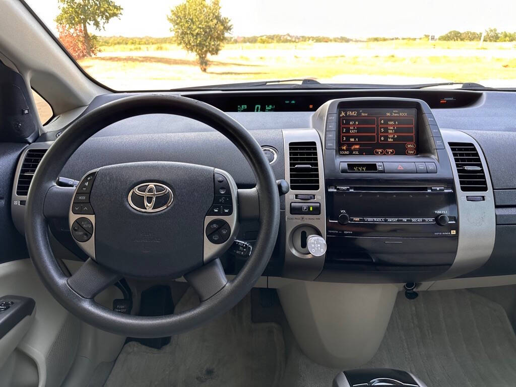 2008 Toyota Prius for sale at BANKERS AUTOS in Denton, TX