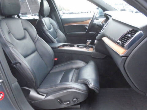 2018 Volvo XC90 T6 Inscription