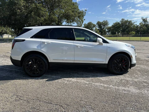 2025 Cadillac XT5 Sport