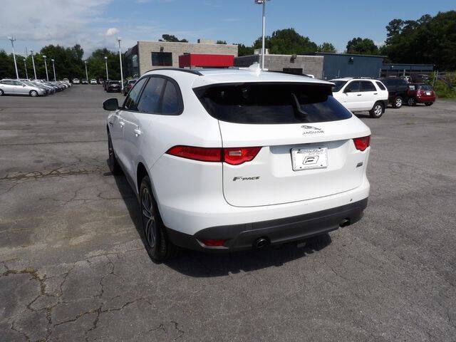 2018 Jaguar F-PACE 25t Premium
