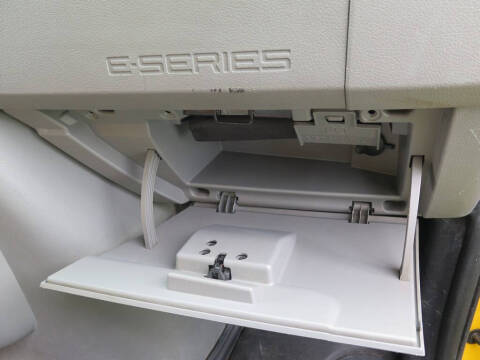 2015 Ford E-Series E-350 SD