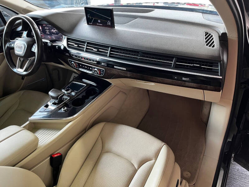 2019 Audi Q7 quattro Premium Plus 55 TFSI