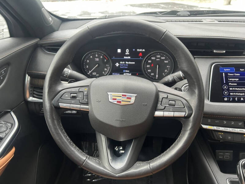 2020 Cadillac XT4 Premium Luxury