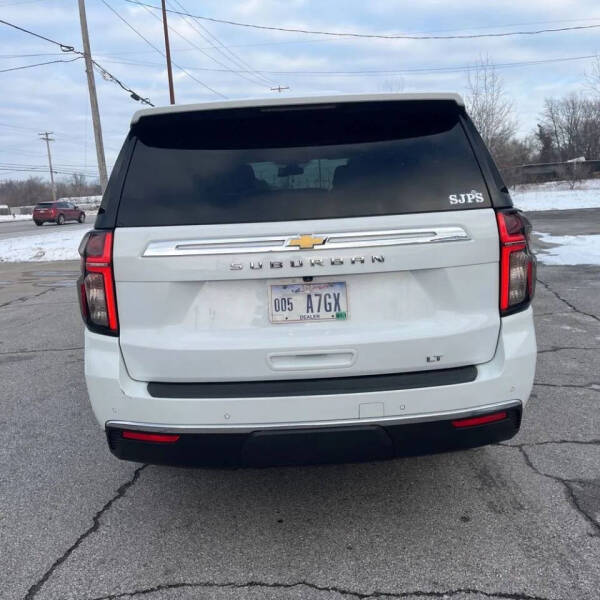 2021 Chevrolet Suburban LT