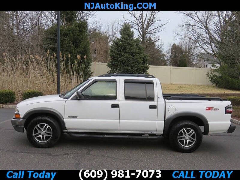 2002 Chevrolet S-10 LS
