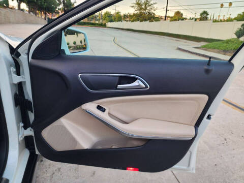 2016 Mercedes-Benz GLA GLA 250