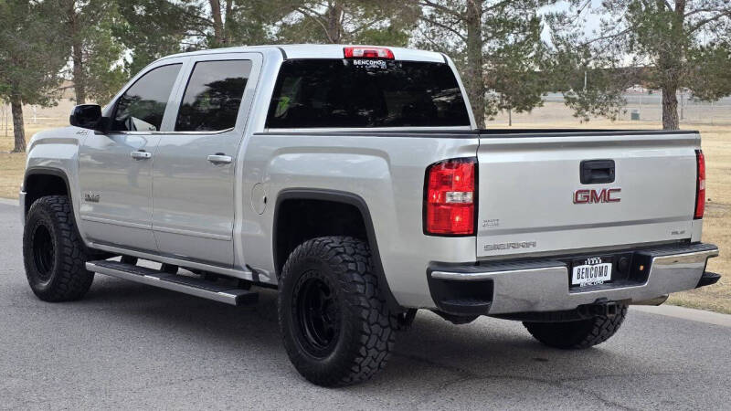 2017 GMC Sierra 1500 SLE photo 6