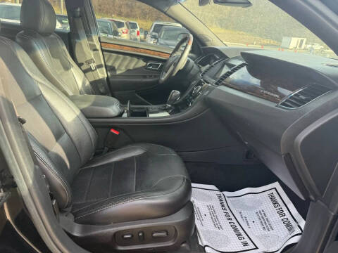 2017 Ford Taurus Limited