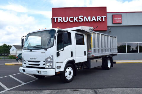2020 Isuzu NPR-HD
