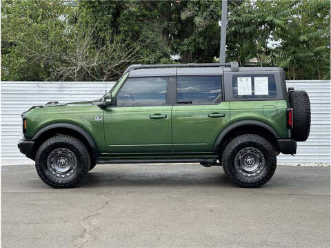 2024 Ford Bronco Outer Banks
