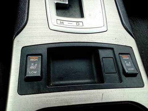 2011 Subaru Outback 2.5i Premium