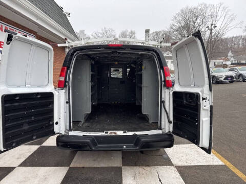 2020 Chevrolet Express 2500