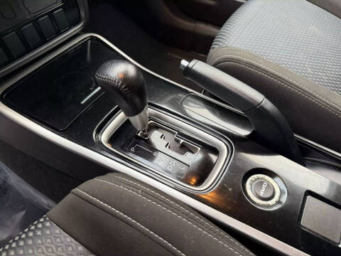 2017 Mitsubishi Outlander ES