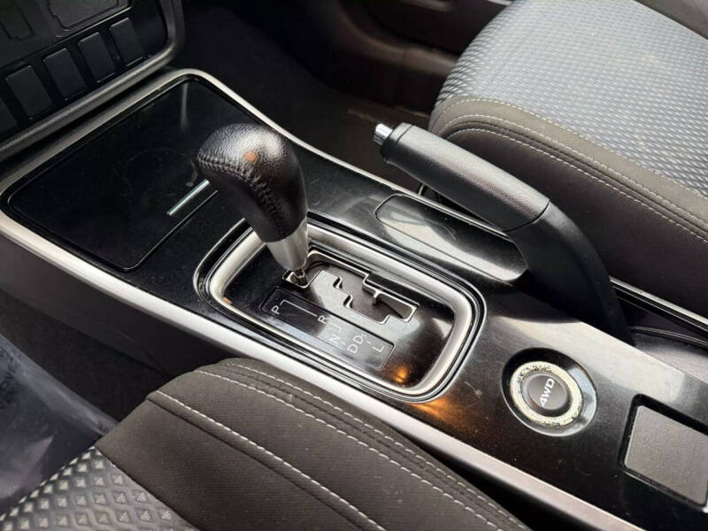 2017 Mitsubishi Outlander ES