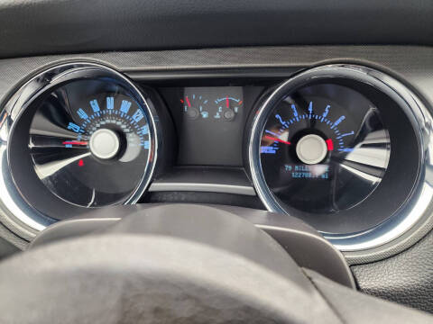 2012 Ford Mustang V6