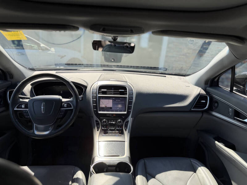 2020 Lincoln Nautilus Reserve
