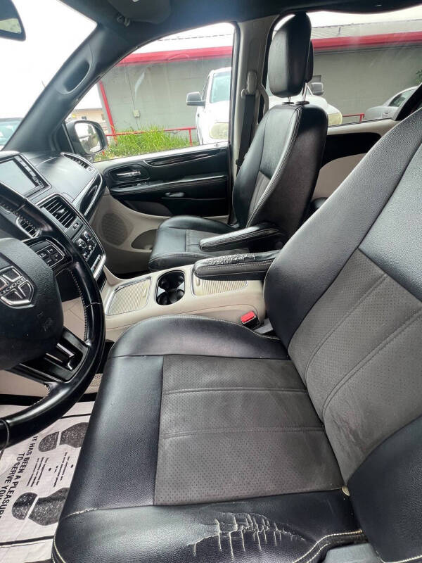 2020 Dodge Grand Caravan SXT