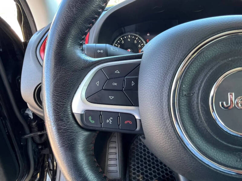 2017 Jeep Renegade Trailhawk