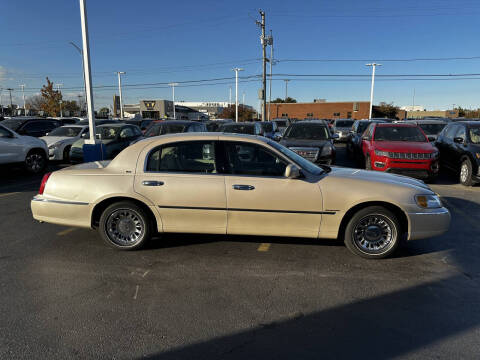 2000 Lincoln Town Car Cartier
