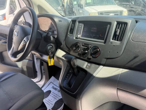 2021 Nissan NV200 SV