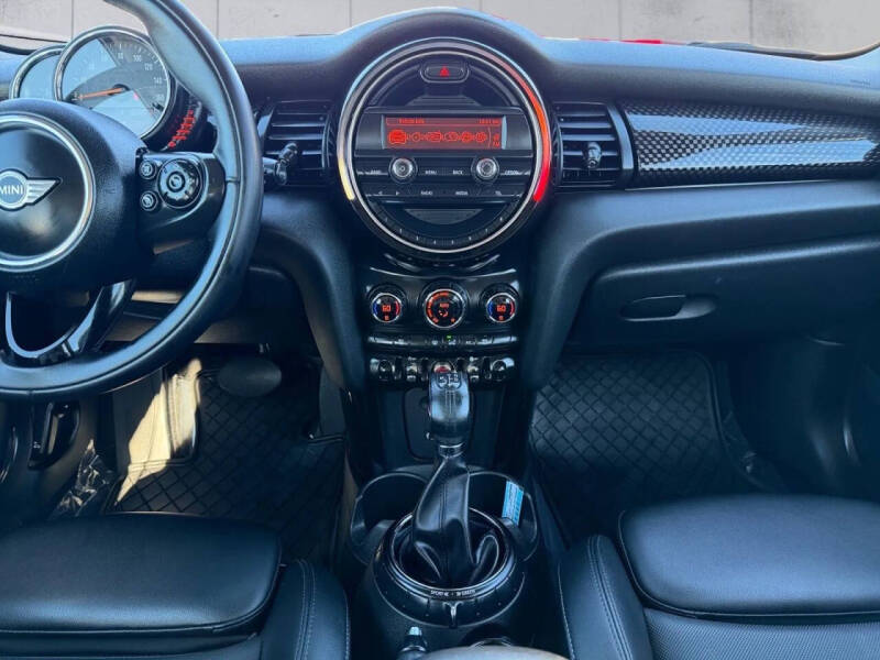 2015 MINI Hardtop 2 Door Cooper S